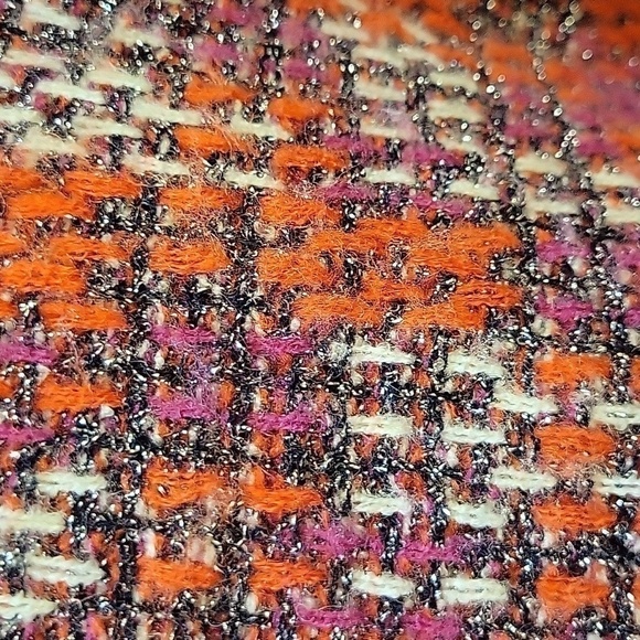 ZARA knitted metalic crop top.  Stretchy thick material.  Size is Small. NWT. - Picture 5 of 10